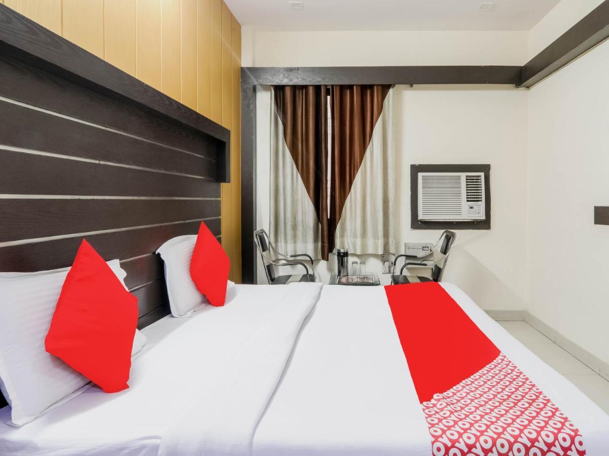 Oyo 79765 Hotel Samrat Lucknow Exterior photo